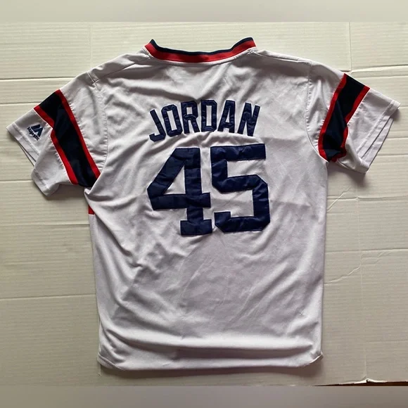 Chicago White Sox Michael Jordan‎ Cooperstown Collection #45 Baseball Jersey - Picture 3 of 5